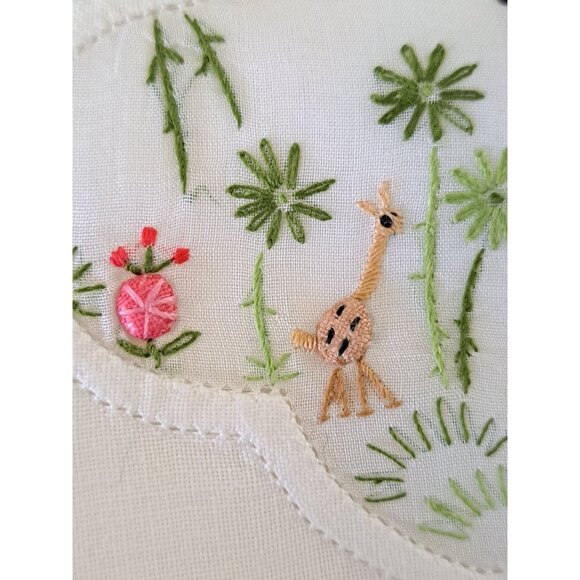 New Vtg Hand-Embroidered Cotton Decorative Napkin Pastel Animal Design Collect - Picture 7 of 11